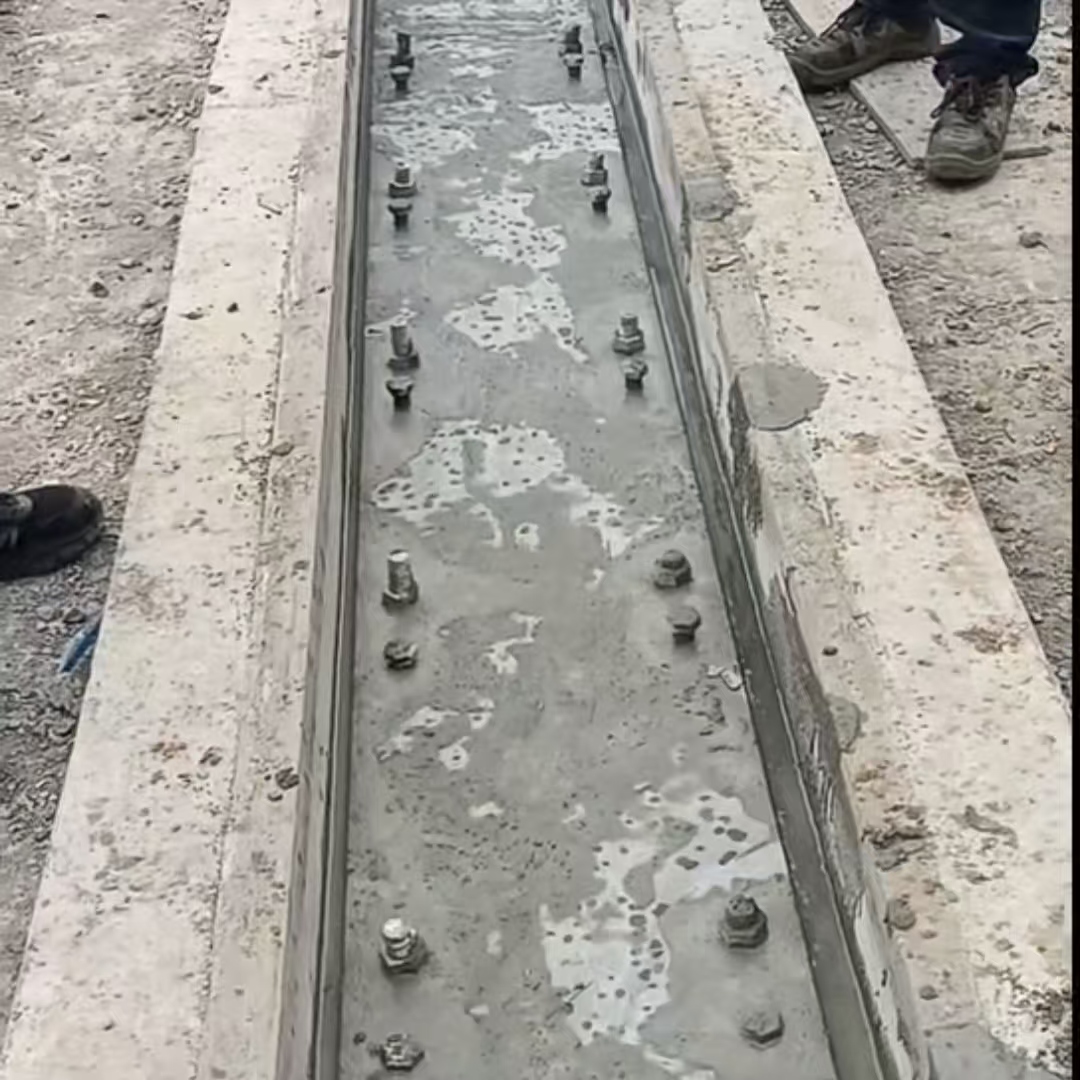 龙华港口码头起重机龙门吊重型机械设备稳固用早强快凝轨道胶泥